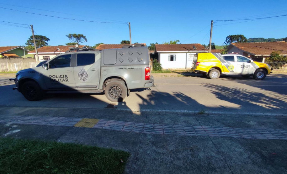 PCPR e PMPR prendem quatro pessoas em operação contra o tráfico de drogas em Rio Azul