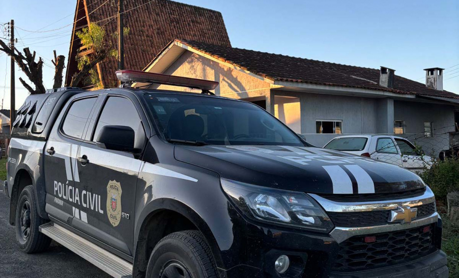 PCPR e PMPR prendem quatro pessoas em operação contra o tráfico de drogas em Rio Azul