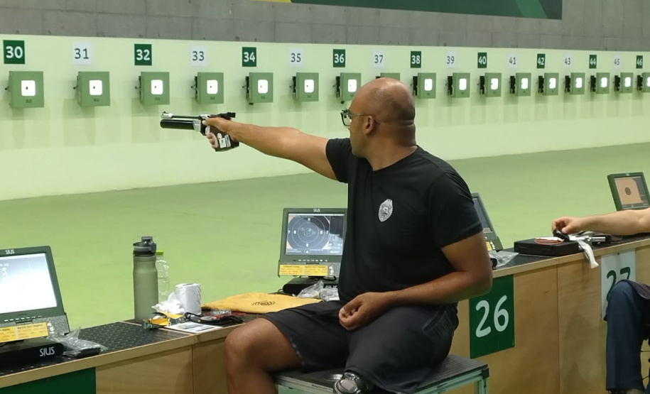 Soldado paratleta da PMPR vence a medalha de ouro no campeonato brasileiro de Carabina, Pistola e Rifle 2024