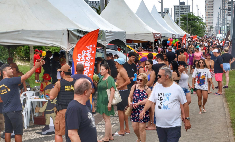 Forças de segurança do Paraná iniciam Ciclo de Exposições no Litoral