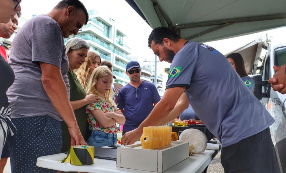 Forças de segurança do Paraná iniciam Ciclo de Exposições no Litoral