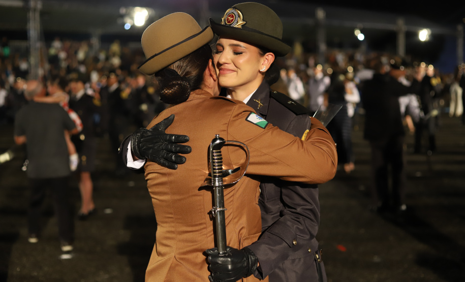 PMPR forma 102 policiais militares concluíram o Curso de Formação de Oficiais (CFO)