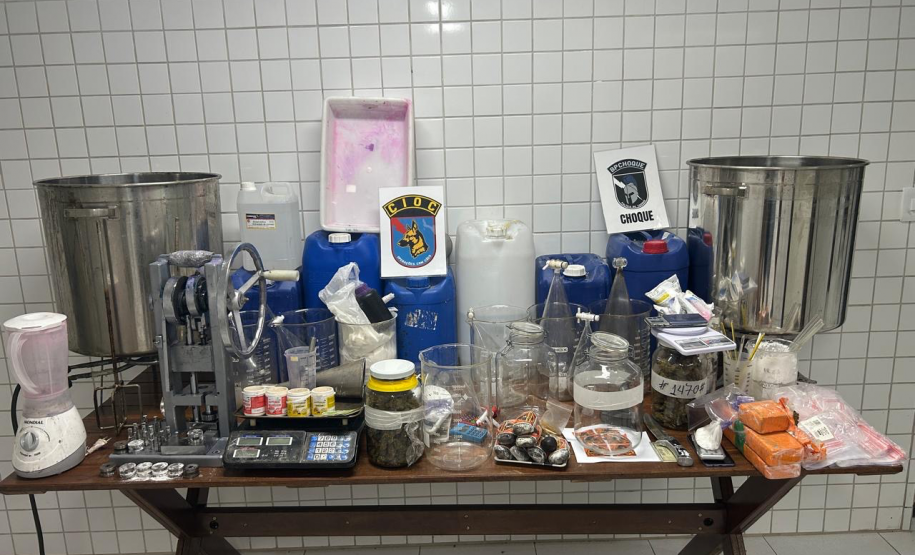 PMPR desmantela laboratório de drogas sintéticas em Matinhos