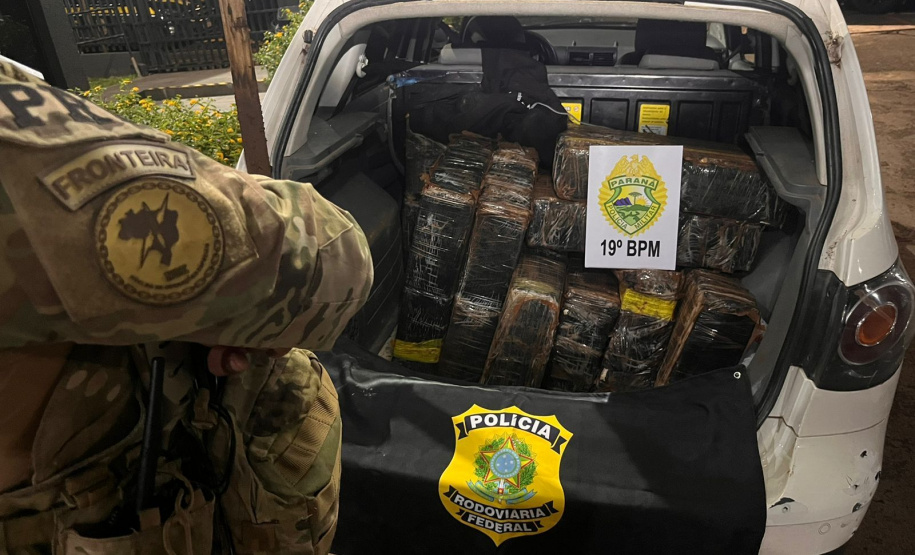 Operação conjunta da PMPR e PRF apreende 341 kg de maconha em Toledo
