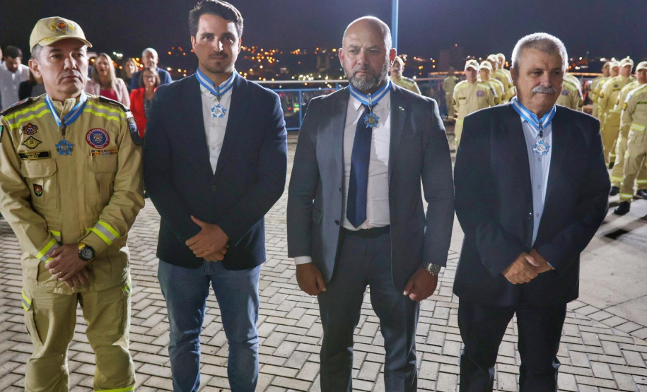 Corpo de Bombeiros Militar de Irati celebra os 76 anos da corporação