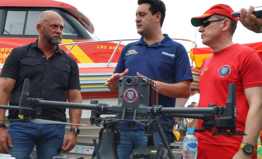 Sonar, drones e lanchas: Bombeiros reforçam estrutura contra afogamentos