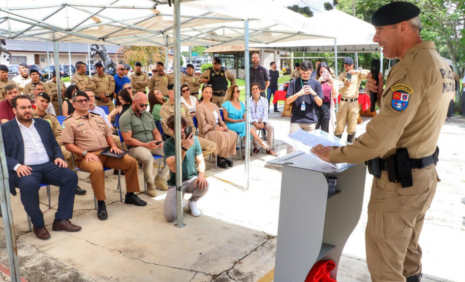 Regimento de Polícia Montada ganha picadeiro coberto para prática de equoterapia