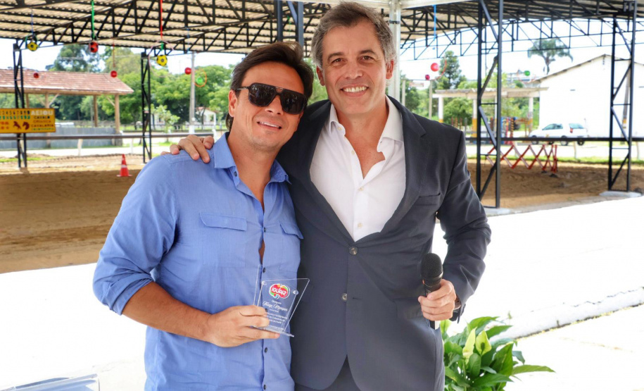 Regimento de Polícia Montada ganha picadeiro coberto para prática de equoterapia