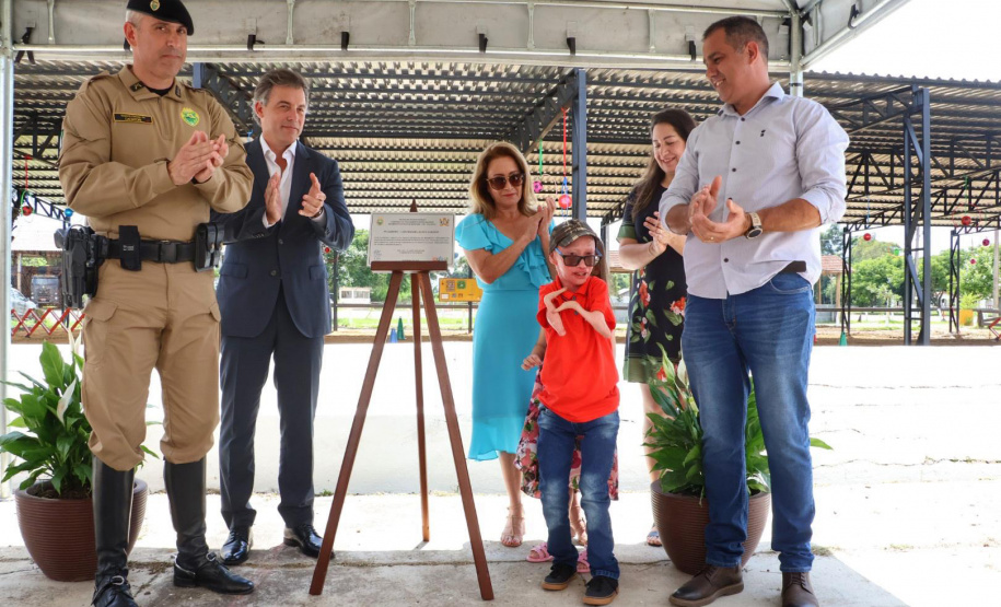Regimento de Polícia Montada ganha picadeiro coberto para prática de equoterapia