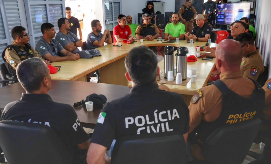 Forças de segurança do Paraná reforçam atuação no Réveillon