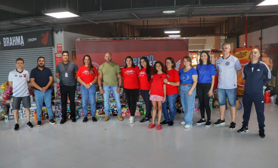 SESP, FUNCAP E CAP arrecadam 3 mil brinquedos em torneio de futebol beneficente