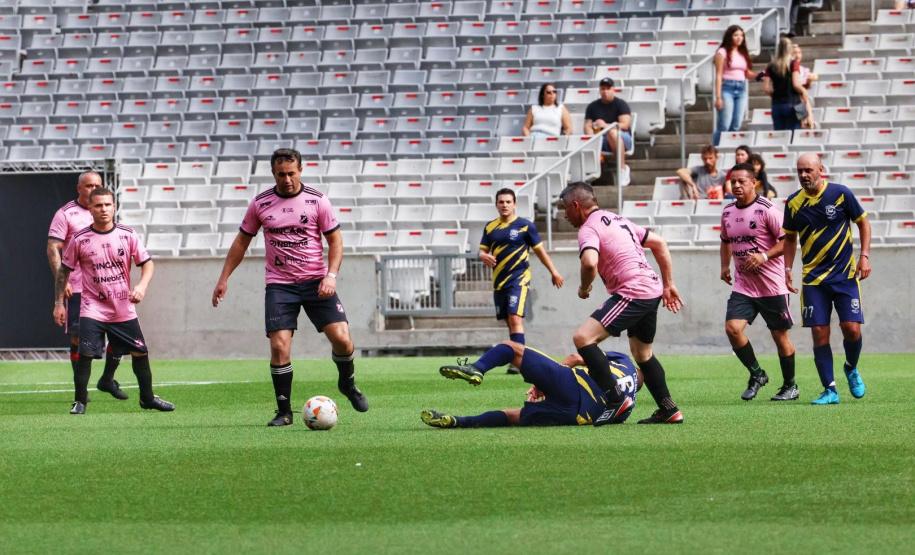 SESP, FUNCAP E CAP arrecadam 3 mil brinquedos em torneio de futebol beneficente