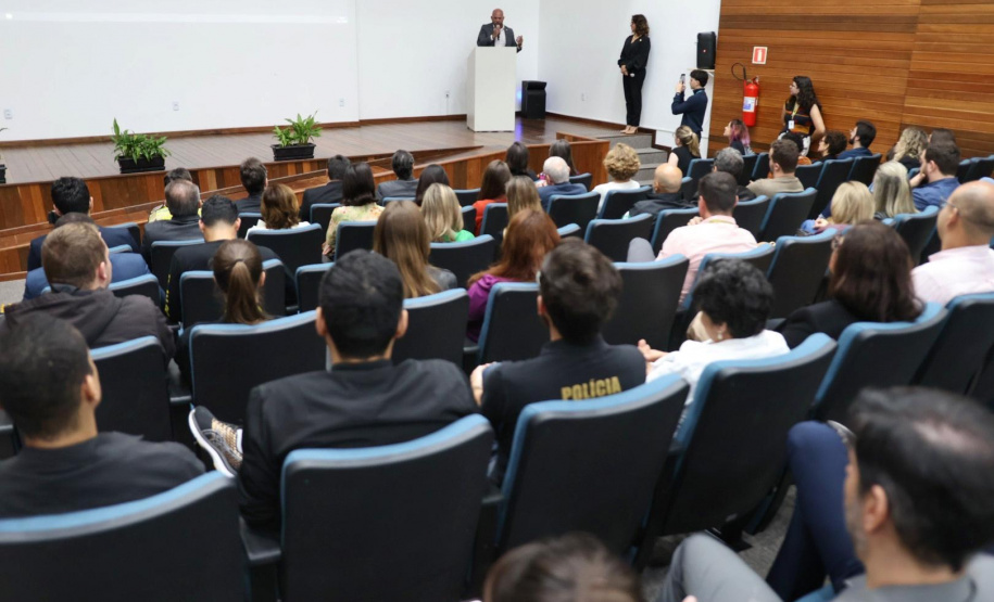 Polícia Científica do Paraná comemora o Dia do Perito Criminal