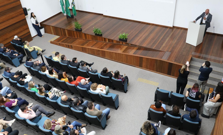 Polícia Científica do Paraná comemora o Dia do Perito Criminal