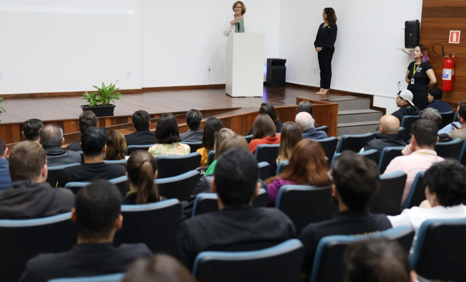 Polícia Científica do Paraná comemora o Dia do Perito Criminal