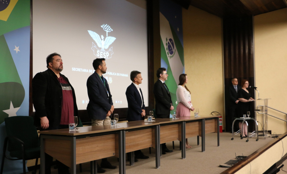 Polícia Científica do Paraná dá posse a 96 novos técnicos de perícia em cerimônia oficial