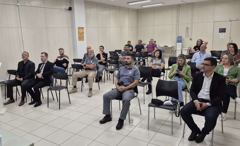 Futuros policiais penais participam de capacitação promovida pela CGE