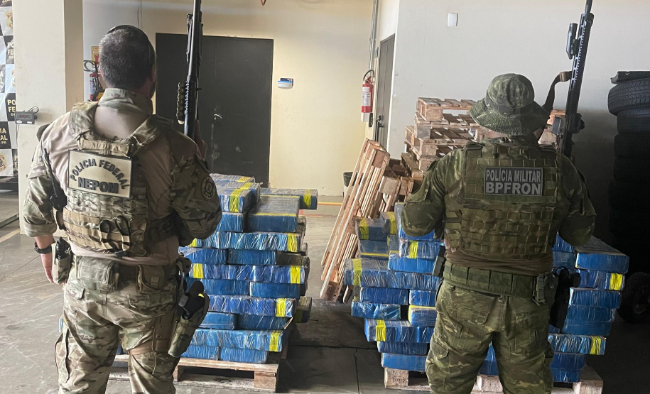Polícia Militar apreende 1,7 tonelada de droga em Guaíra