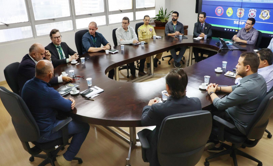 Secretário se reúne com prefeito de Jacarezinho Marcelo Palhares