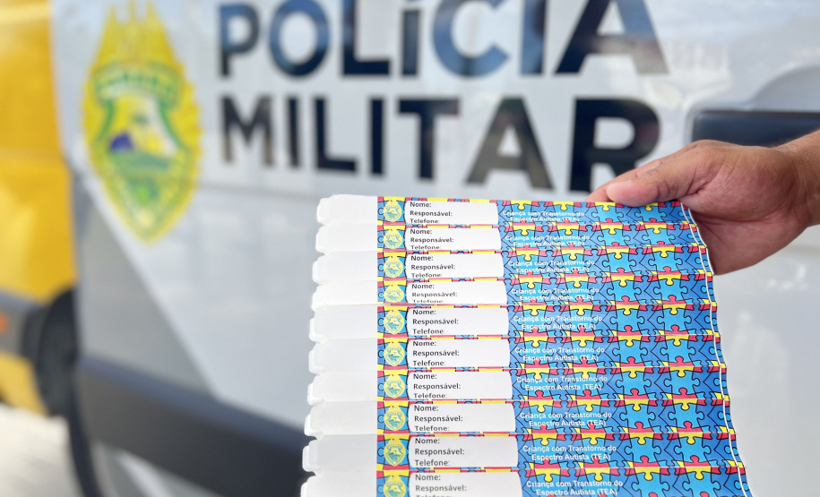 PMPR vai distribuir pulseiras de identificação diferenciadas para crianças autistas no Litoral