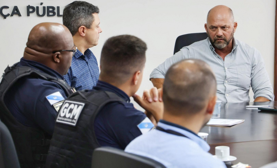 Secretário Hudson recebe secretário de Recursos Humanos e de Gestão Pública de Londrina