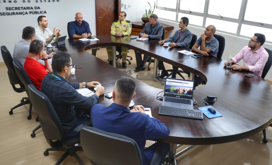 Secretário Hudson recebe secretário de Recursos Humanos e de Gestão Pública de Londrina