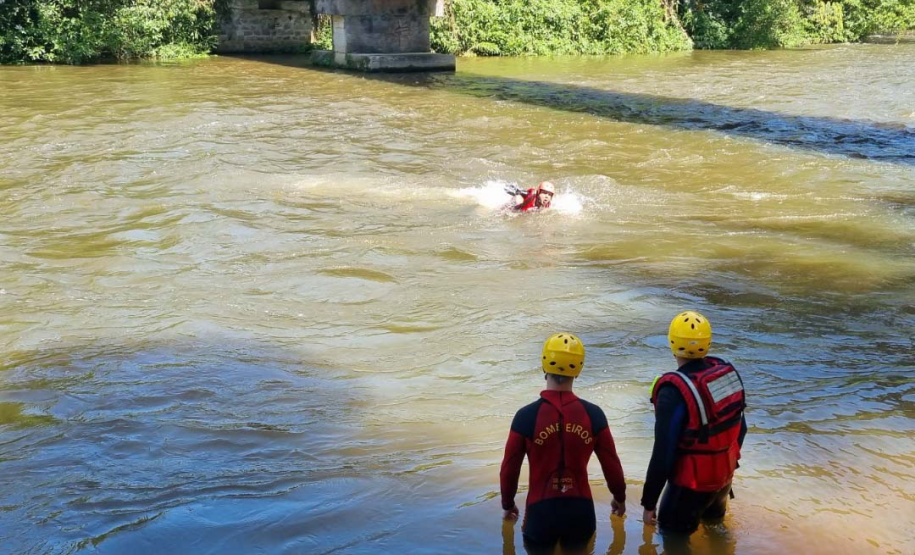Banho de rio seguro: 10 dicas dos Bombeiros para evitar cabeça d'água e outros riscos