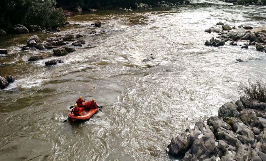 Banho de rio seguro: 10 dicas dos Bombeiros para evitar cabeça d'água e outros riscos