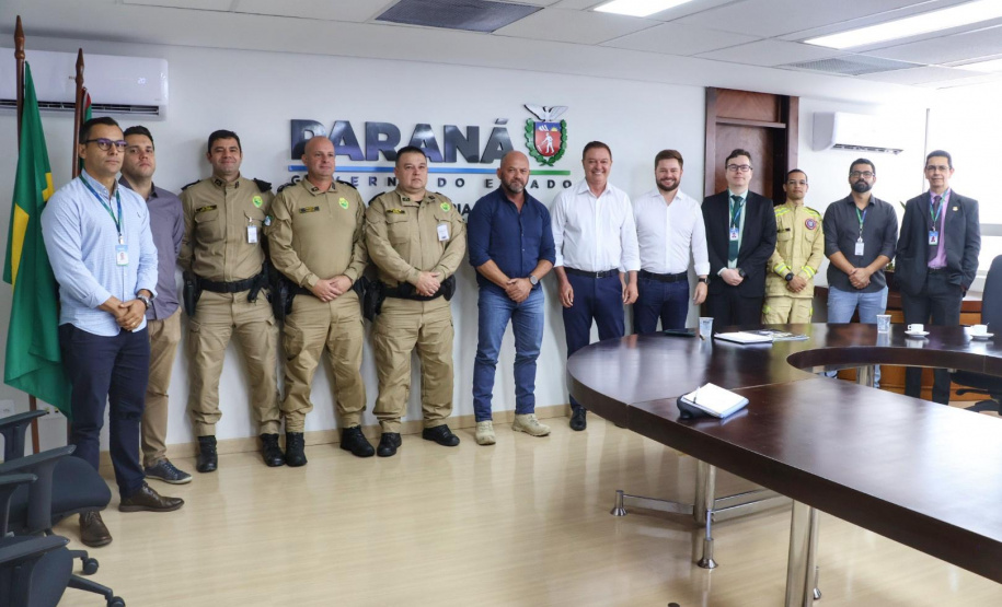 Secretário Hudson se reúne com prefeito de Colombo