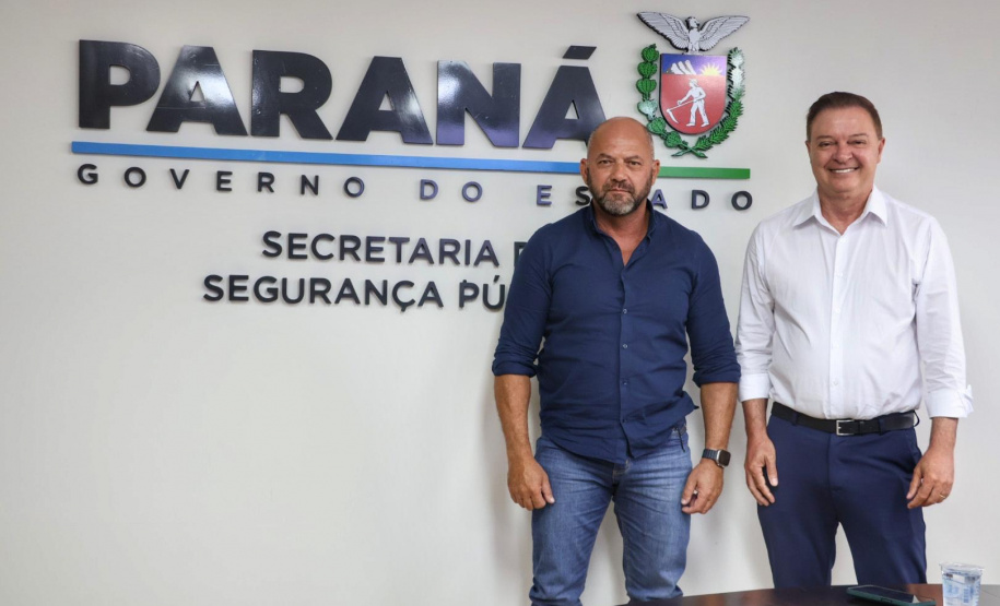 Secretário Hudson se reúne com prefeito de Colombo