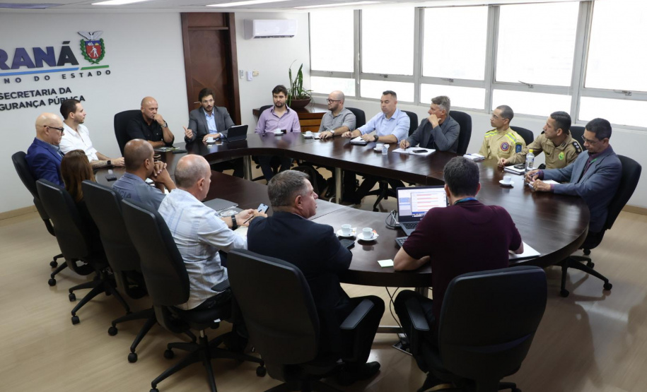 Secretário recebe prefeito de Londrina