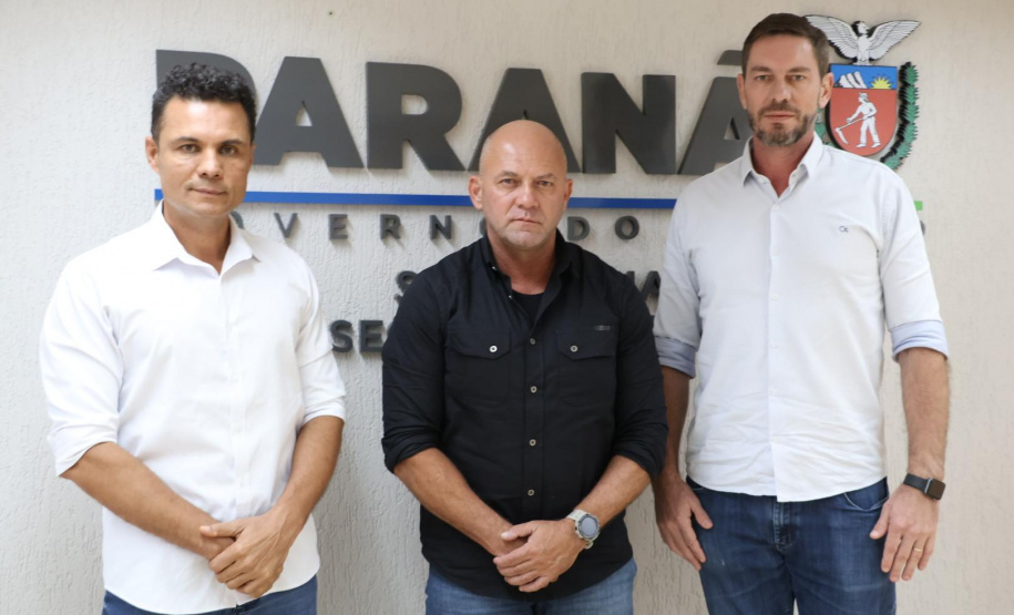 Secretário recebe prefeito de Medianeira