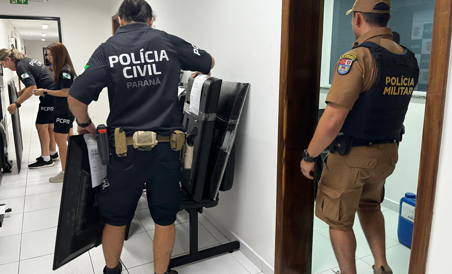 PCPR e PMPR apreendem mais de 100 TVs provenientes de estelionato em Matinhos