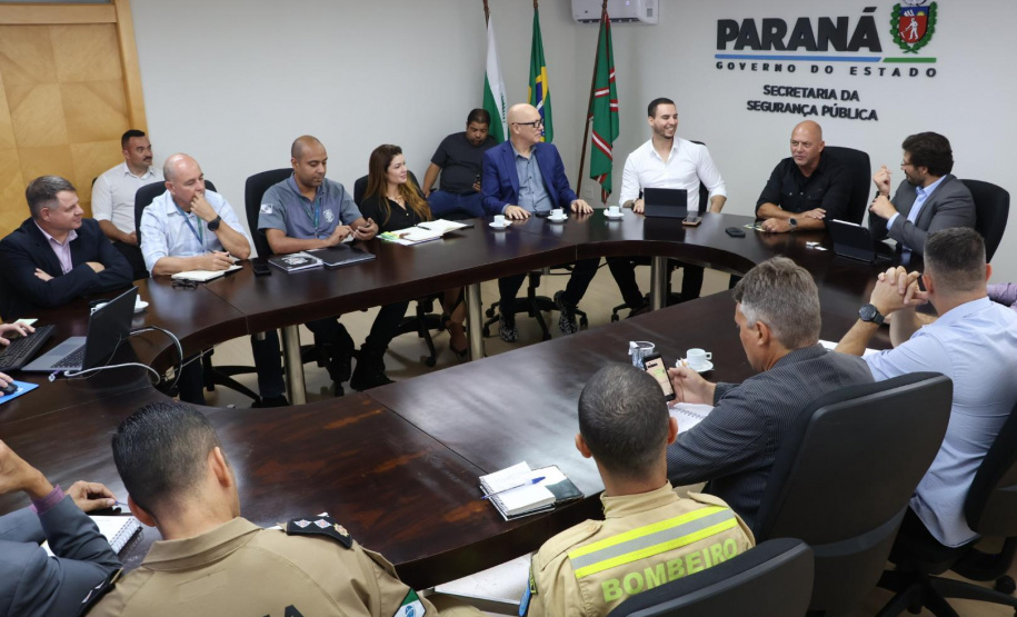 Secretário recebe prefeito de Londrina