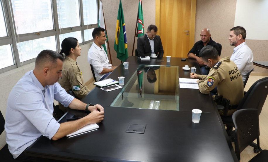 Secretário recebe prefeito de Medianeira