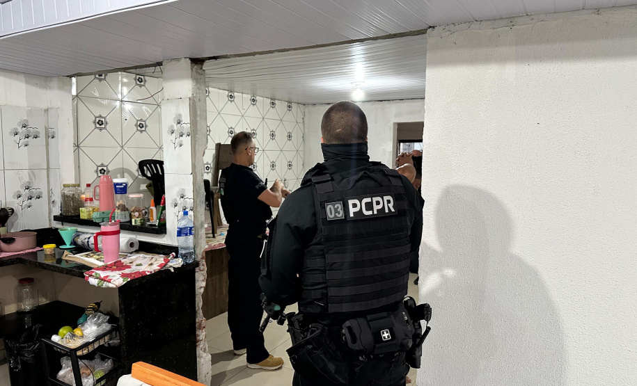 Operação da PCPR mira grupo especializado em furtos de veículos e outros crimes