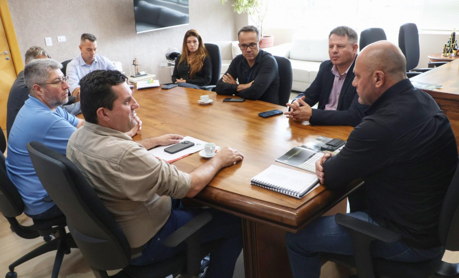 Secretário Hudson recebe prefeito de Mangueirinha