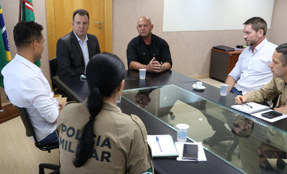 Secretário recebe prefeito de Medianeira