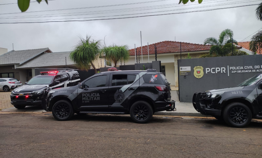 PCPR e PMPR prendem sete pessoas e apreendem adolescente durante operação em Alto Paraná