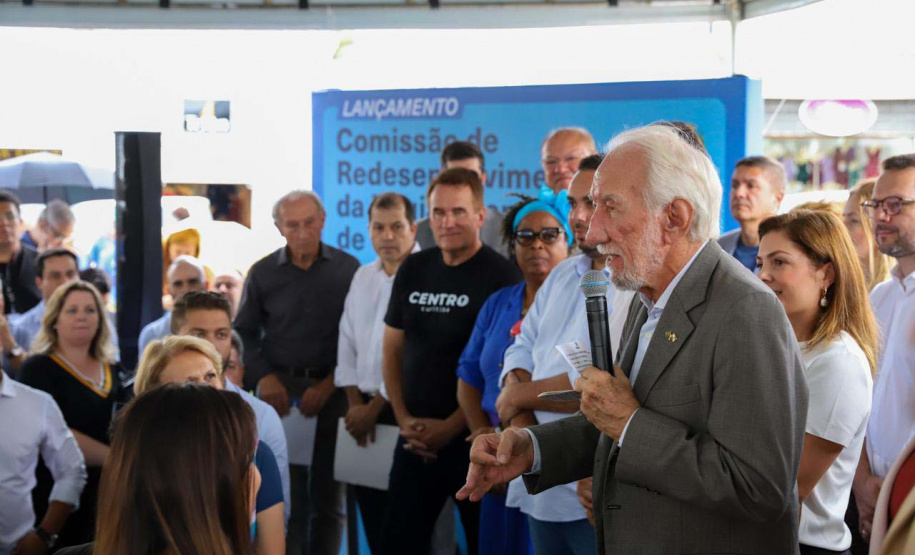 Secretário participa da assinatura de decreto para revitalização do centro de Curitiba