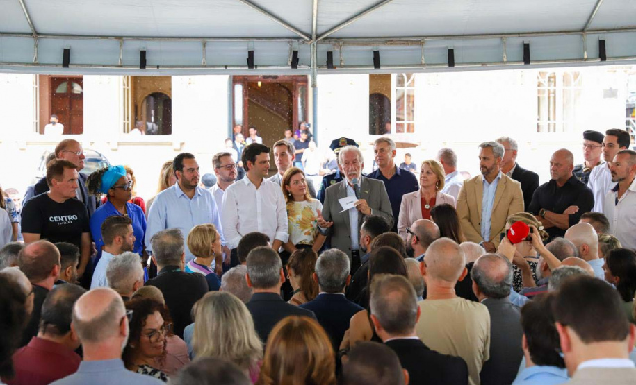 Secretário participa da assinatura de decreto para revitalização do centro de Curitiba
