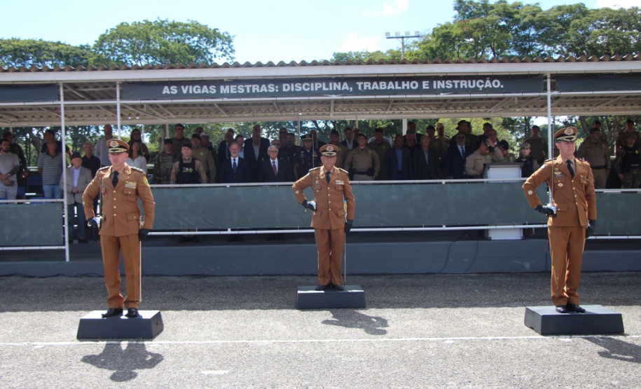 Polícia Militar do Paraná realiza solenidade de troca de comando na academia Policial Militar do Guatupê