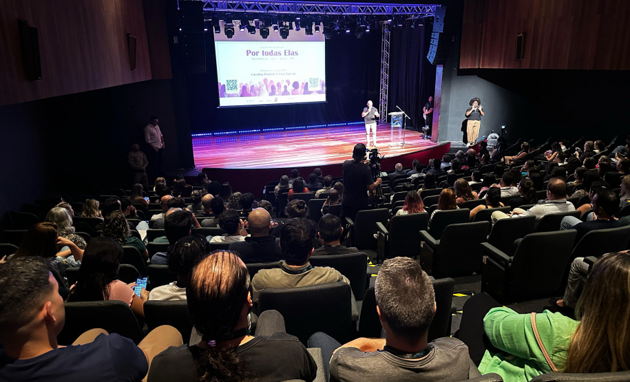 Palestra sobre o programa Mulher Segura reúne 1.200 participantes em Curitiba