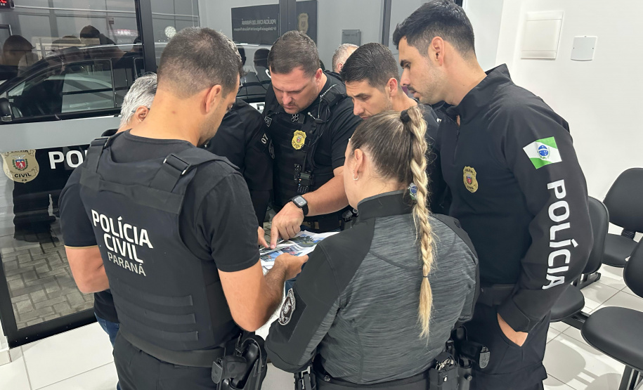 PCPR prende oito em operação contra organização ligada ao tráfico e lavagem de dinheiro