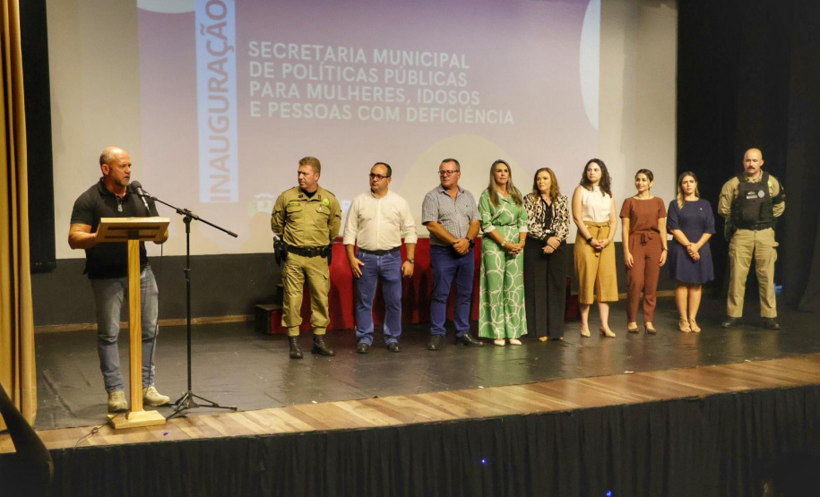 Secretário Hudson participa da inauguração de nova Secretaria de Políticas Públicas para Mulheres em Astorga