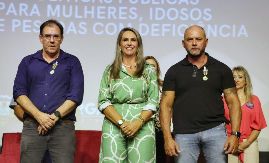 Secretário Hudson participa da inauguração de nova Secretaria de Políticas Públicas para Mulheres em Astorga