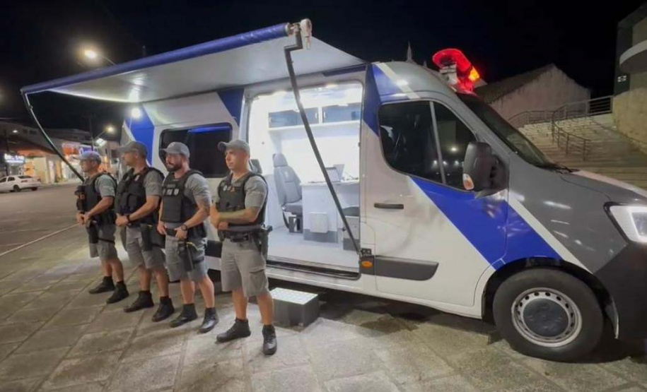 Com segurança reforçada, Carnaval reúne 1,3 milhão de pessoas no Litoral do Paraná