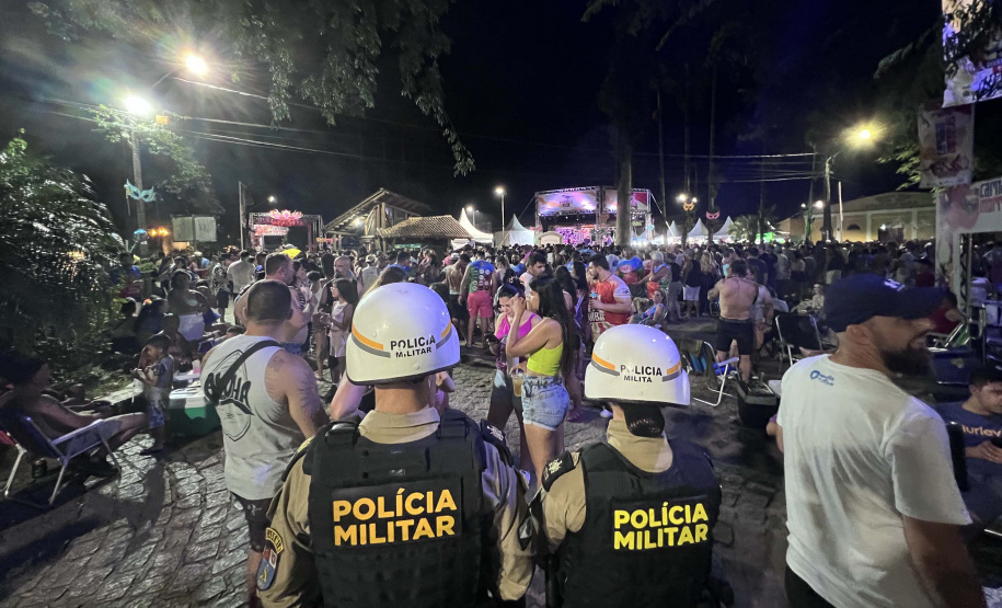Com segurança reforçada, Carnaval reúne 1,3 milhão de pessoas no Litoral do Paraná