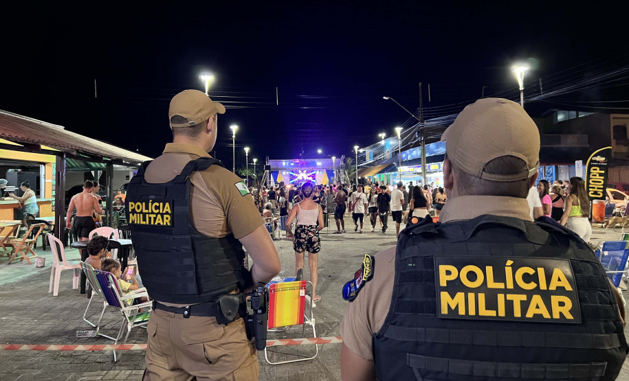 Com segurança reforçada, Carnaval reúne 1,3 milhão de pessoas no Litoral do Paraná