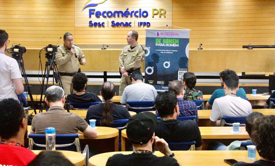 SESP reúne 800 servidores em palestra "De Homem para Homem" sobre o combate à violência contra a mulher
